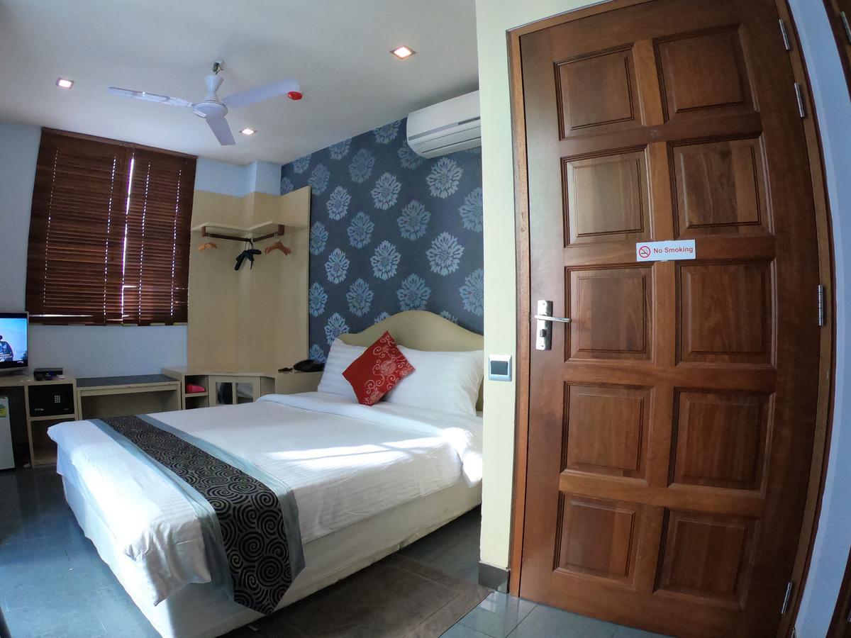 Lvis Boutique Hotel Malé Kültér fotó