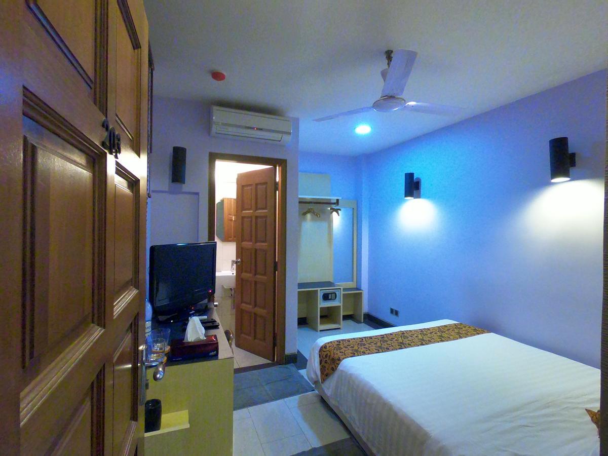 Lvis Boutique Hotel Malé Kültér fotó