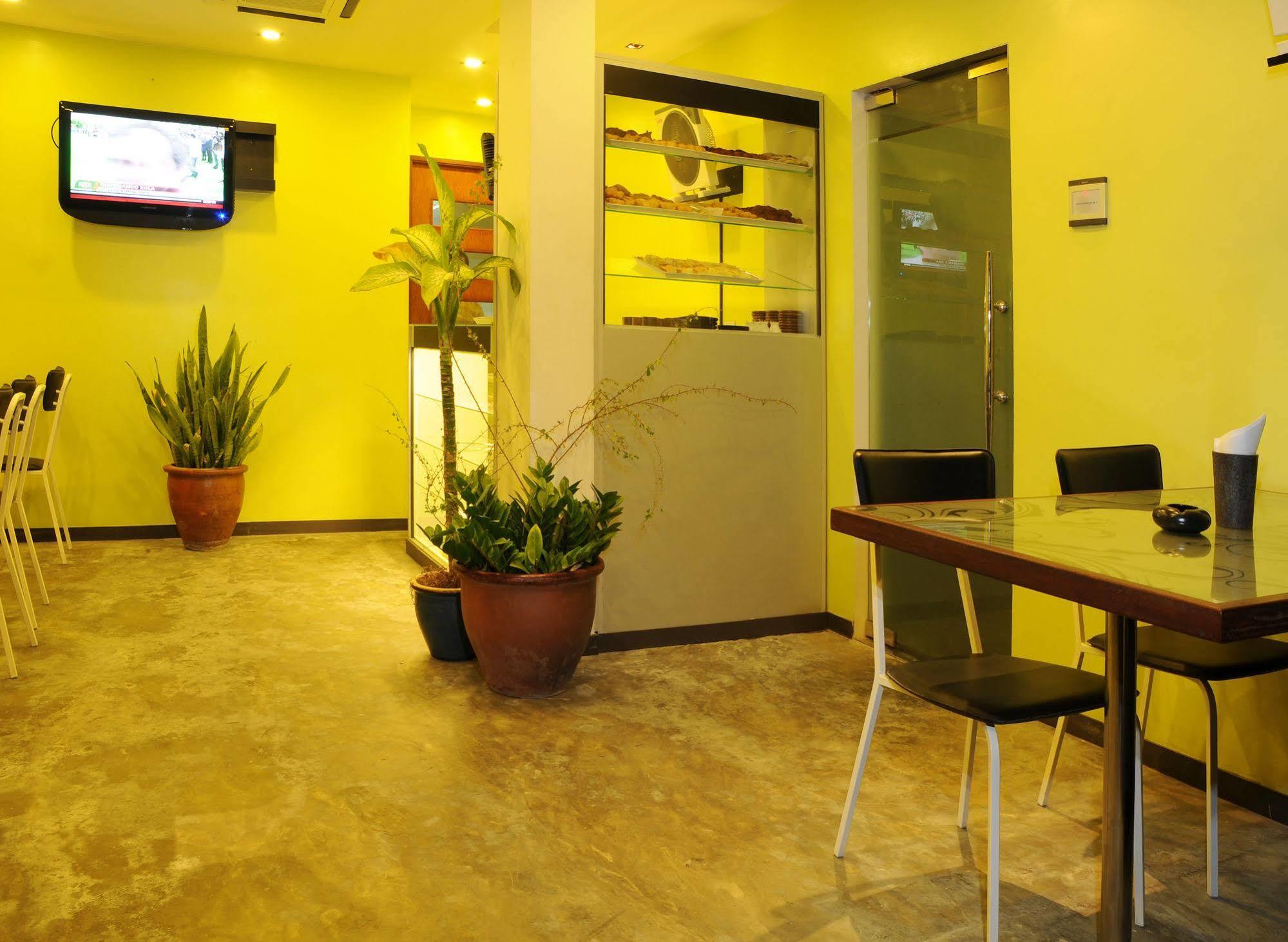Lvis Boutique Hotel Malé Kültér fotó